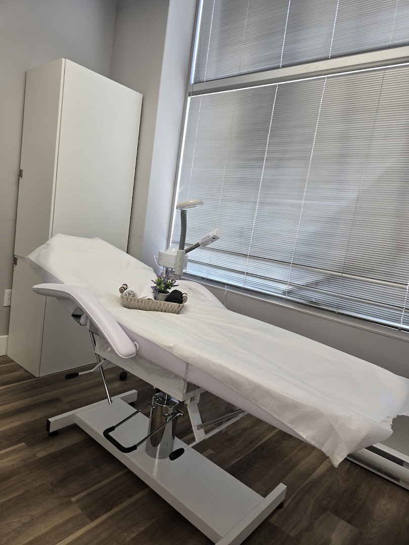 Kapoor's Beauty Studio Limited recent work 4